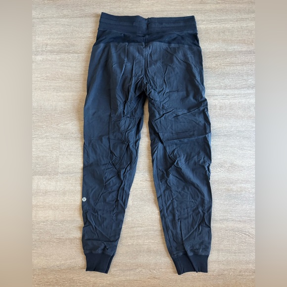 Lululemon Dance Studio Mid-Rise Jogger *Full Length - Picture 4 of 4